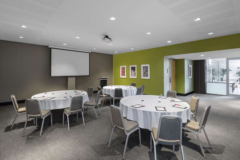 Adina Apartment Hotel Perth Kemudahan gambar